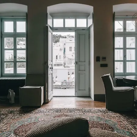 One Manto Square Mykonos Town