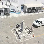 One Manto Square