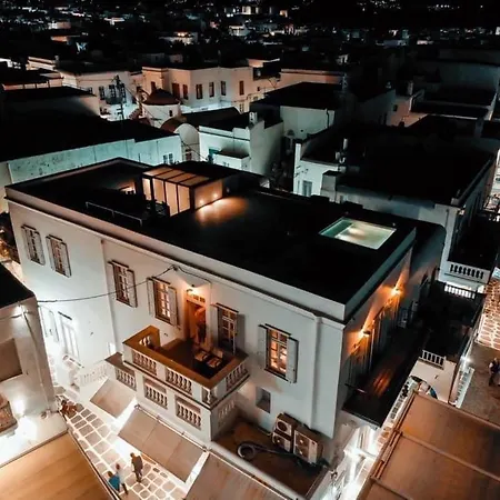 Apartment One Manto Square *