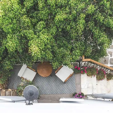 One Manto Square Lägenhet *