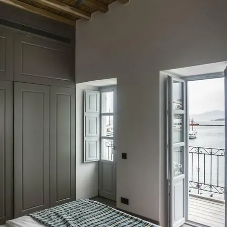 Apartment One Manto Square *